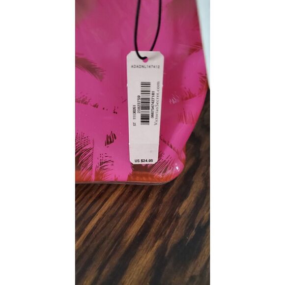 NWT VICTORIA SECRET VACAY COSMETIC BAG - Picture 3 of 5